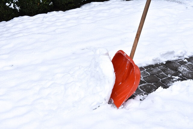 shovel-snow