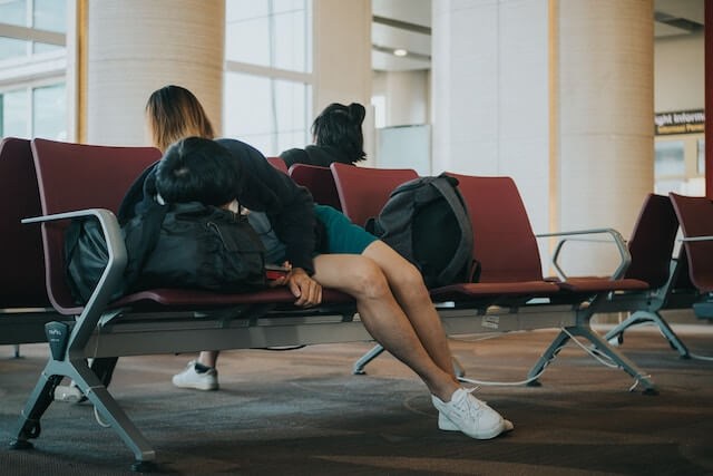 airport-man
