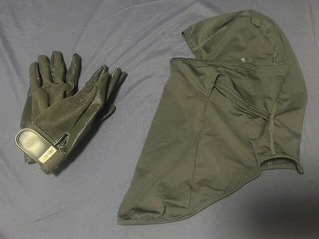 facemask-glove