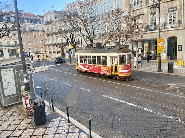 lisbon-tram