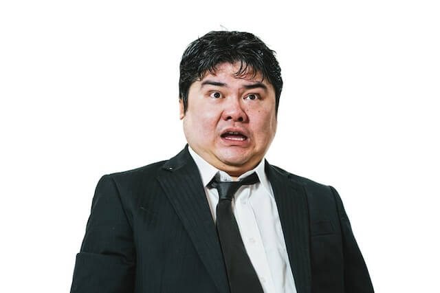 surprised-man-suit
